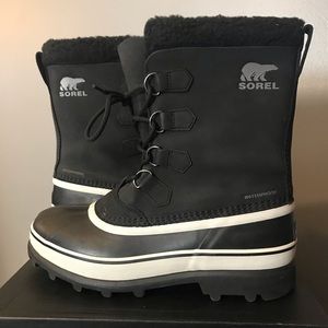 NEW Men’s Sorel Caribou black winter boots size 11